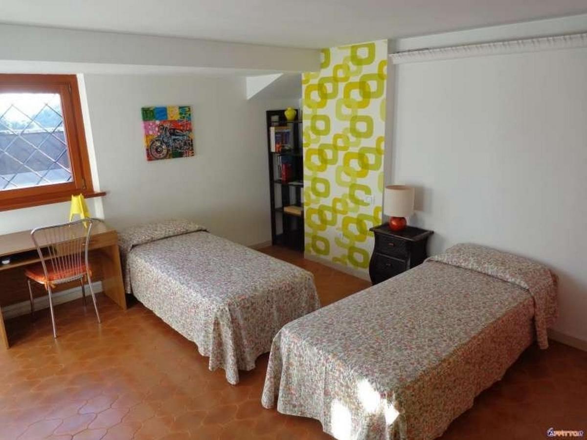 Appartamento Genziana - Con Vista Piscina E Garage Сирмионе Экстерьер фото